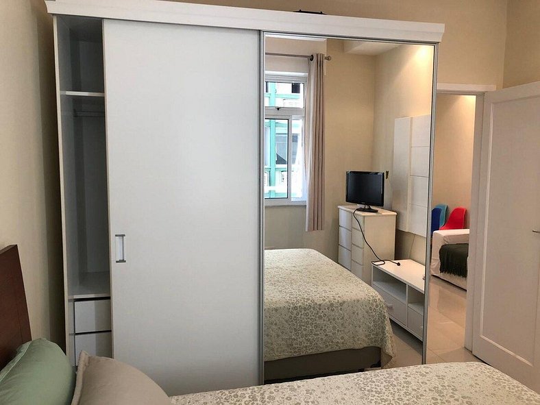 Apartamento em Copacabana com vista para o mar